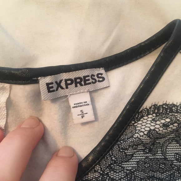 Express cute top - Picture 3 of 5